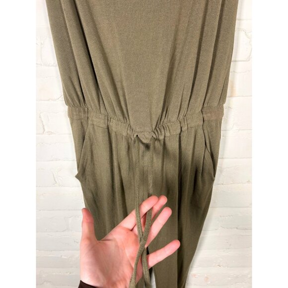 Olive green off-shoulder jumpsuit WITH POCKETS - Picture 6 of 8